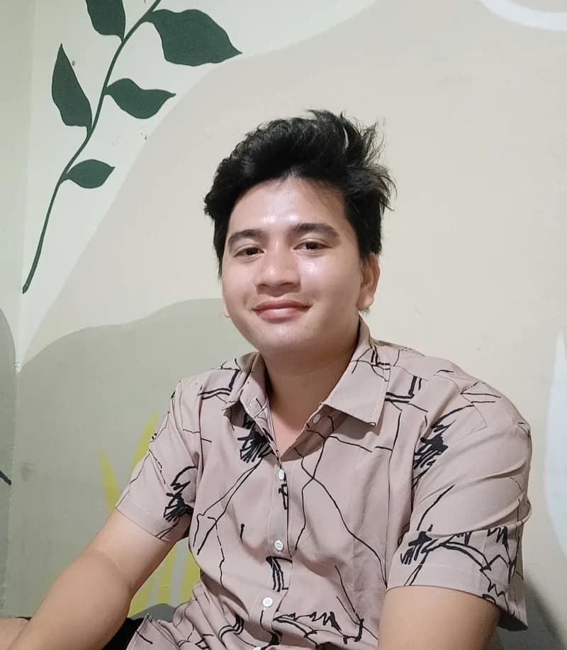 Jay, UI/UX Designer at connectrader