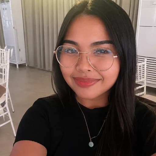 Mae, SEO Specialist at connectrader
