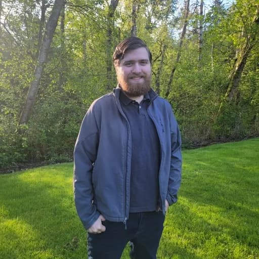 Curtis, Founder & Growth Director at connectrader